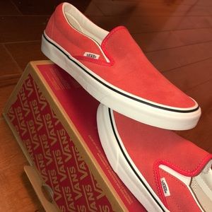 Hibiscus Suede Vans!!!! 🌺🌺🌺